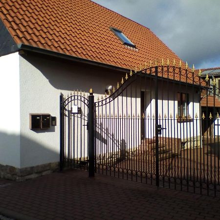 Home&Classic Erlebnisscheune Effelder  Esterno foto